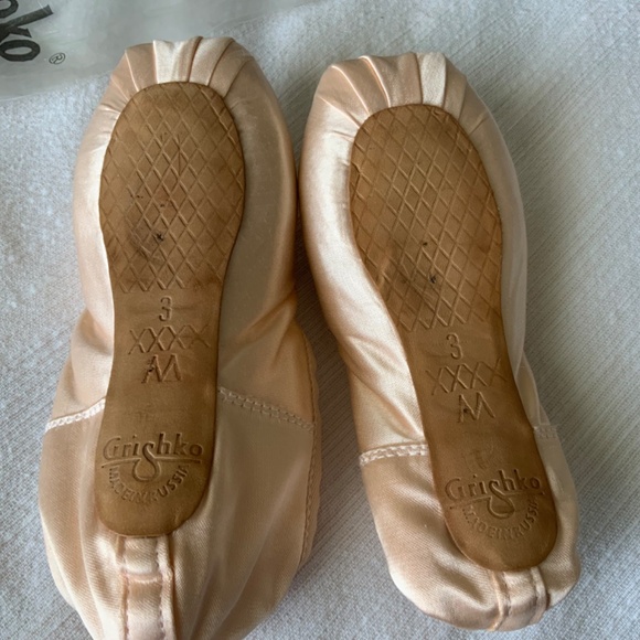 Grishko Fouette Pointe Ballet shoes size 3 XXXX M new for dance or crafts - Picture 4 of 5